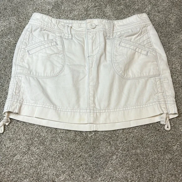 2 Vintage Corduroy Mini Skirts - Picture 6 of 9